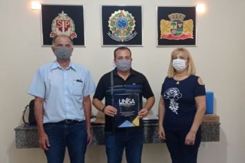 Convênio entre UNISA, Codivar e Prefeitura, concede bolsas de graduação e pós gradução para funcionários públicos de Cajati