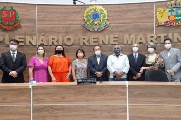 Prefeito Luiz Henrique Koga e vice Ronaldo Cantilho tomam posse em Cajati