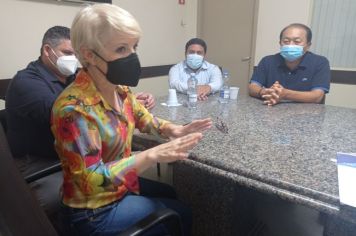 Prefeito Luiz Koga recebe a visita da deputada estadual Damaris Moura