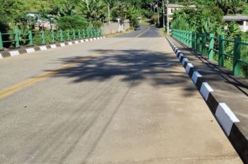 Prefeitura de Cajati realiza roçadas e pinturas na ponte do bairro Jacupiranguinha
