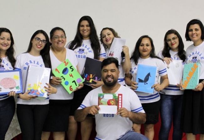 Cajati forma terceira turma do curso Braille Básico