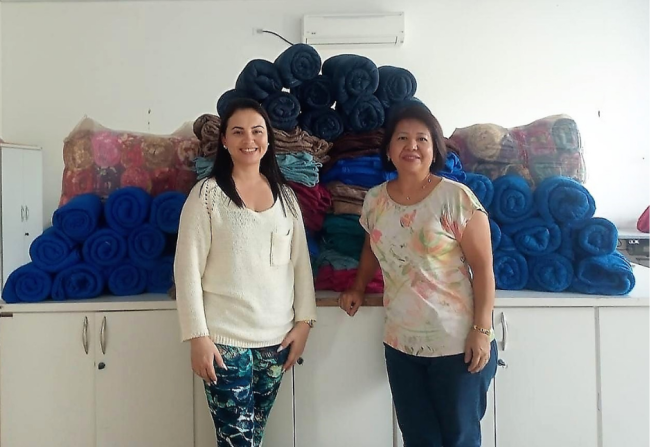 Primeira dama recebe 200 cobertores do Fundo Social de Solidariedade São Paulo para a Campanha de Inverno 2022*