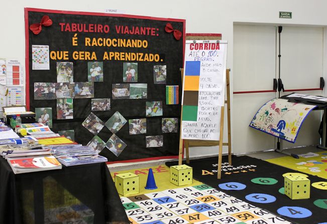 Prefeitura de Cajati premia professores que fazem a diferença