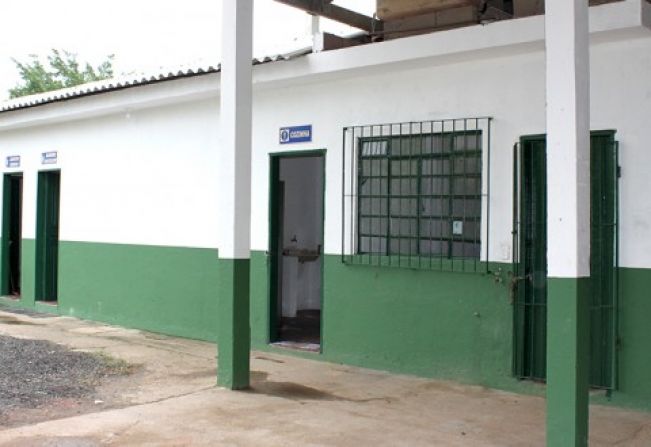 Voluntários da ICL Brasil fazem melhorias na sede da Cooreca em Cajati