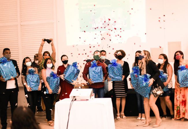 Noite especial de homenagem aos professores que fazem a diferença em Cajati