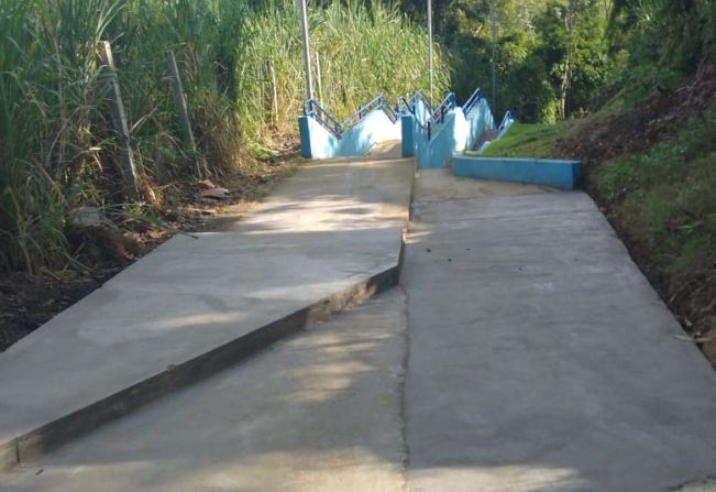 Serviços Municipais realiza melhorias na escadaria no São José